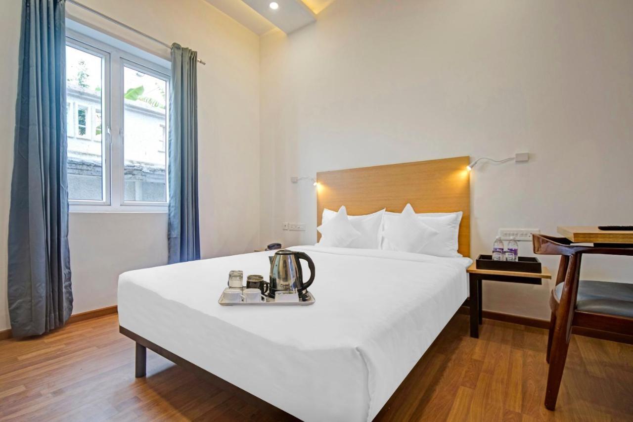Upar Hotels - T Nagar Chennai Exterior photo